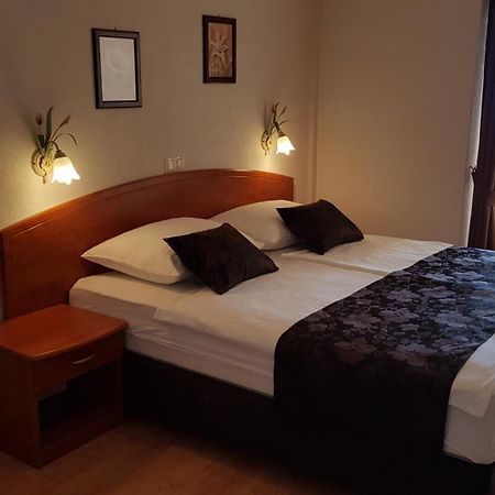 Villa Anka Kampor Екстер'єр фото